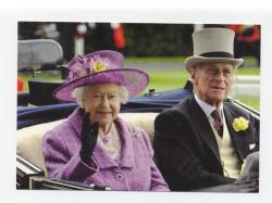  : 0-Queen Elizabeth & Phillip in carriage at Ascot.jpg
