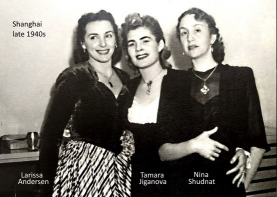  : Larissa Andersen and friend with Nina.jpg