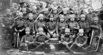  :  . 1915  .jpg