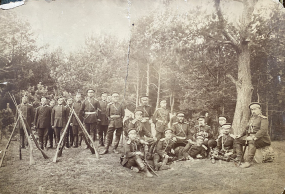  :     219-      1904.png