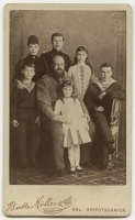  : Alexander III, Kaiser von Russland mit seiner Frau und Kindern.jpg