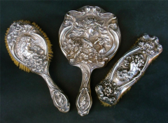  :   . . . . ART NOUVEAU STERLING SILVER MIRROR BRUSH VANITY SET MAIDEN ALPHONSE MUCHA.jpg