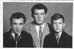  :    1961 .jpg