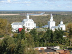  : Koryazhemsky_Nikolayevsky_Monastery.jpg