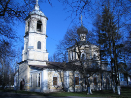  : 800px-Vologda_-_Church_of_Ioannis_Prodromos_(south).jpg