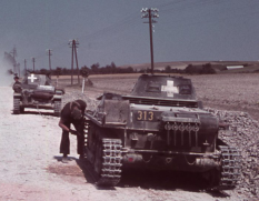   (1436606553_tank.jpg, 64781 )