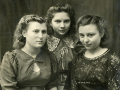  :  2   1944 .jpg