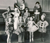  :    1930- .jpg