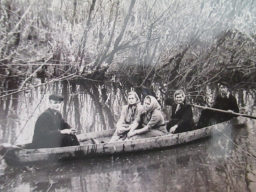  :   1957.jpg