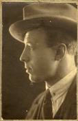  : Vin_A_1931.jpg