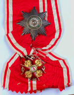 : 300px-Order_of_St_Stanislav_1st.jpg