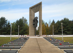 memorial4_main.jpg, 94760 