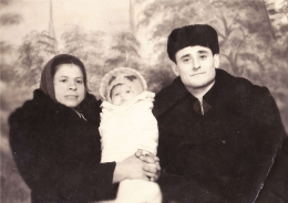  : Ded_Fedor_bab_Maria_Mama.jpg