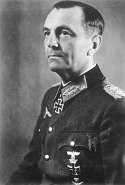  : 250px-Bundesarchiv_Bild_183-B24575,_Friedrich_Paulus.jpg