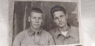  :     1943.jpg