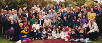  : Australia. Jewish family kl.jpg