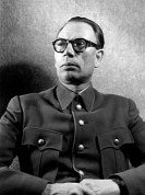 267px-Bundesarchiv_Bild_146-1984-101-29,_Andrej_Wlassow.jpg, 25029 
