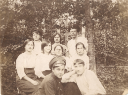 : 1915 .jpg