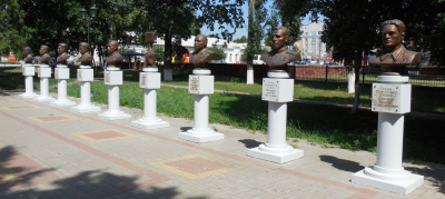 10.jpg, 424493 