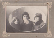  :       1920-.jpg