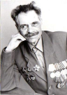  :    1990.jpg