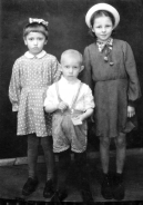  : 1944  .jpg