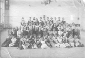  : 1918 (1).jpg