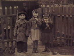  :  1957 .-1.JPG