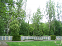 Screenshot_2021-03-12 Sowjetbürger (Gertraudenfriedhof) Halle im Bild(6).png, 1343664 