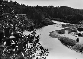  : reka_nolya_vid_na_derevnyu_kostino_70tyie_godyi.jpg