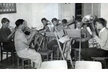 4. 1965  ,   1      Ը  , 86094 