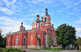  : Hram-svjatyh-muchenikov-Flora-i-Lavra.jpg