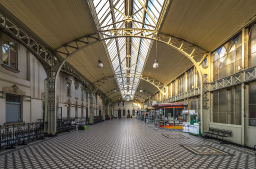 1280px-Vitebsky_Rail_Terminal_Vestibule_3.jpg, 402987 
