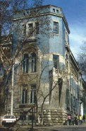  : s2002-08.jpg