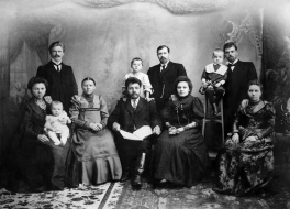  : Turlupovy1906.jpg