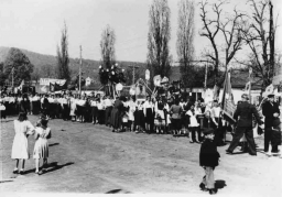 2. 1955 . .  .   .jpg, 180635 