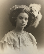  : 1915  .JPG