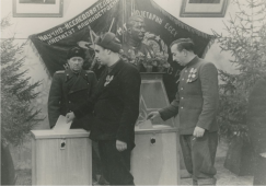 1940-      . . .JPG, 119471 