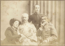  :   , -     , . 19  18