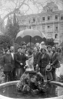 1930-10_24_Kouzmin_inGroup_Yalta.jpg, 1115553 