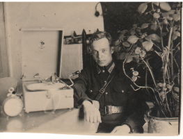  : ...  1937.bmp
