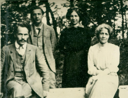  :      1910 .jpg