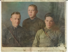  : colorized_improved_image_1.jpg