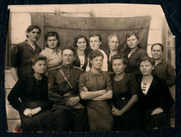 . 18  1944.jpg, 390907 